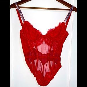 It’s about brand new worn once but realized it was not the right size